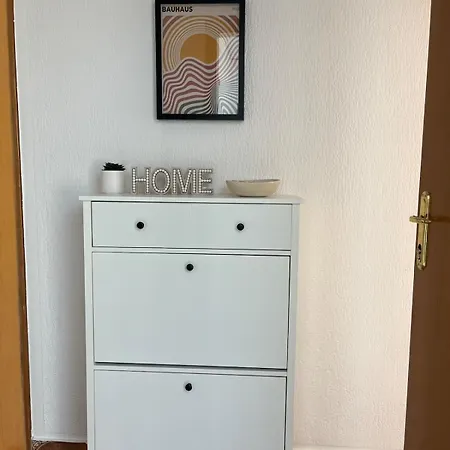 Cozy & Sunny 2-bedroom In Location In The Apartment *