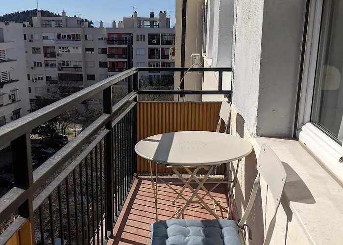 Cozy & Sunny 2-bedroom In Location In The Daire Podgoriçe